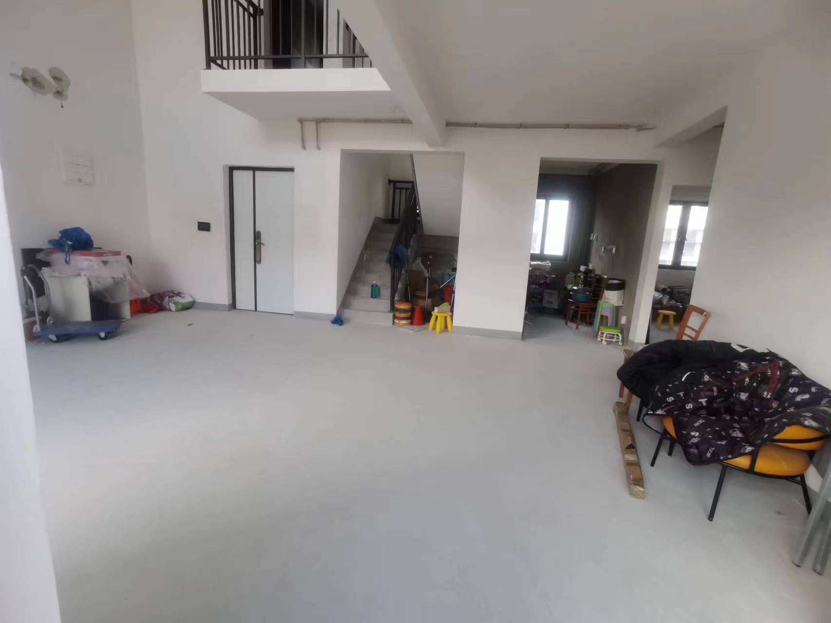 中海铂樾府 4室2厅3卫 208.00m²