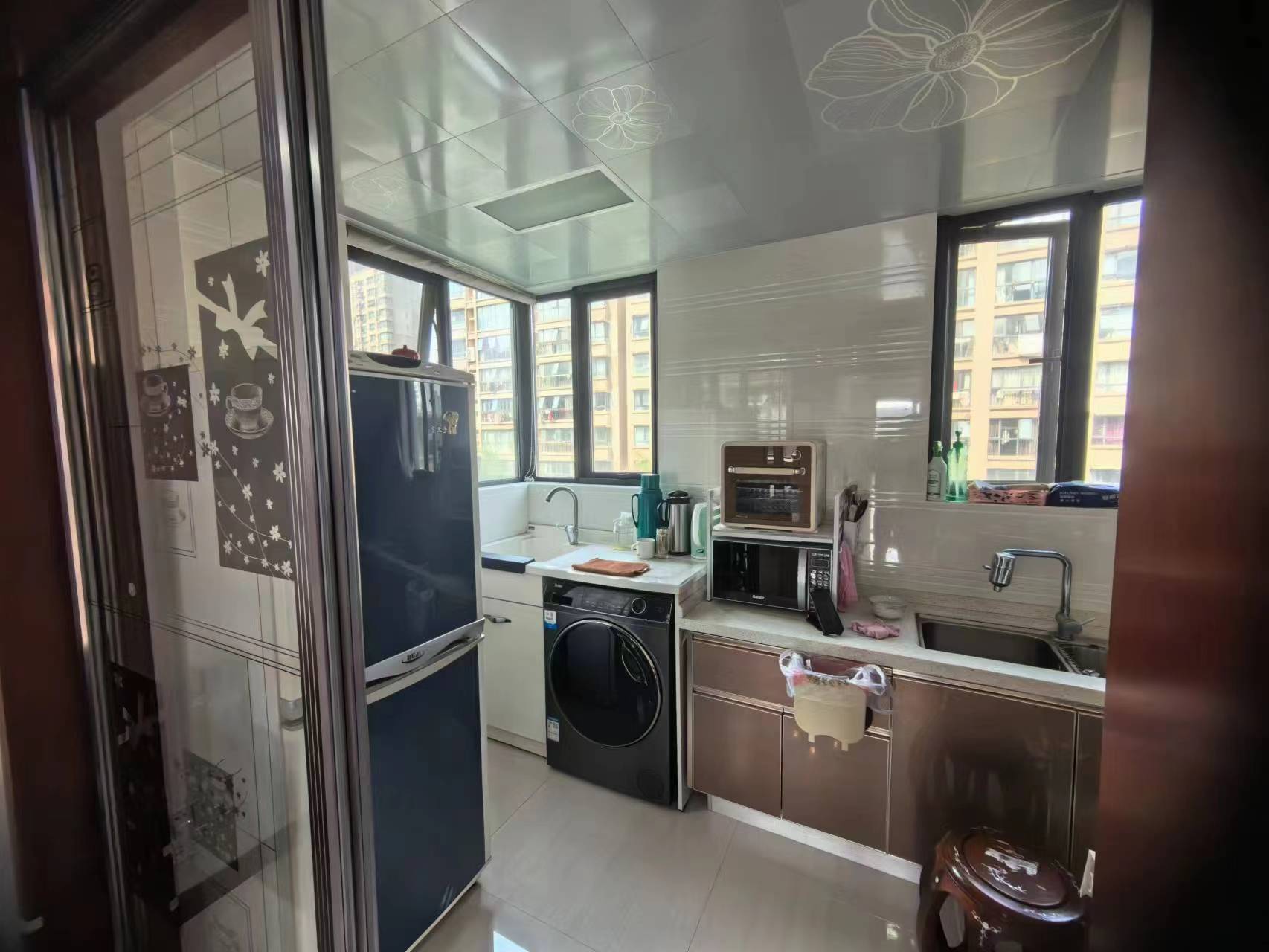 中港城 2室2厅1卫 89m&sup2;