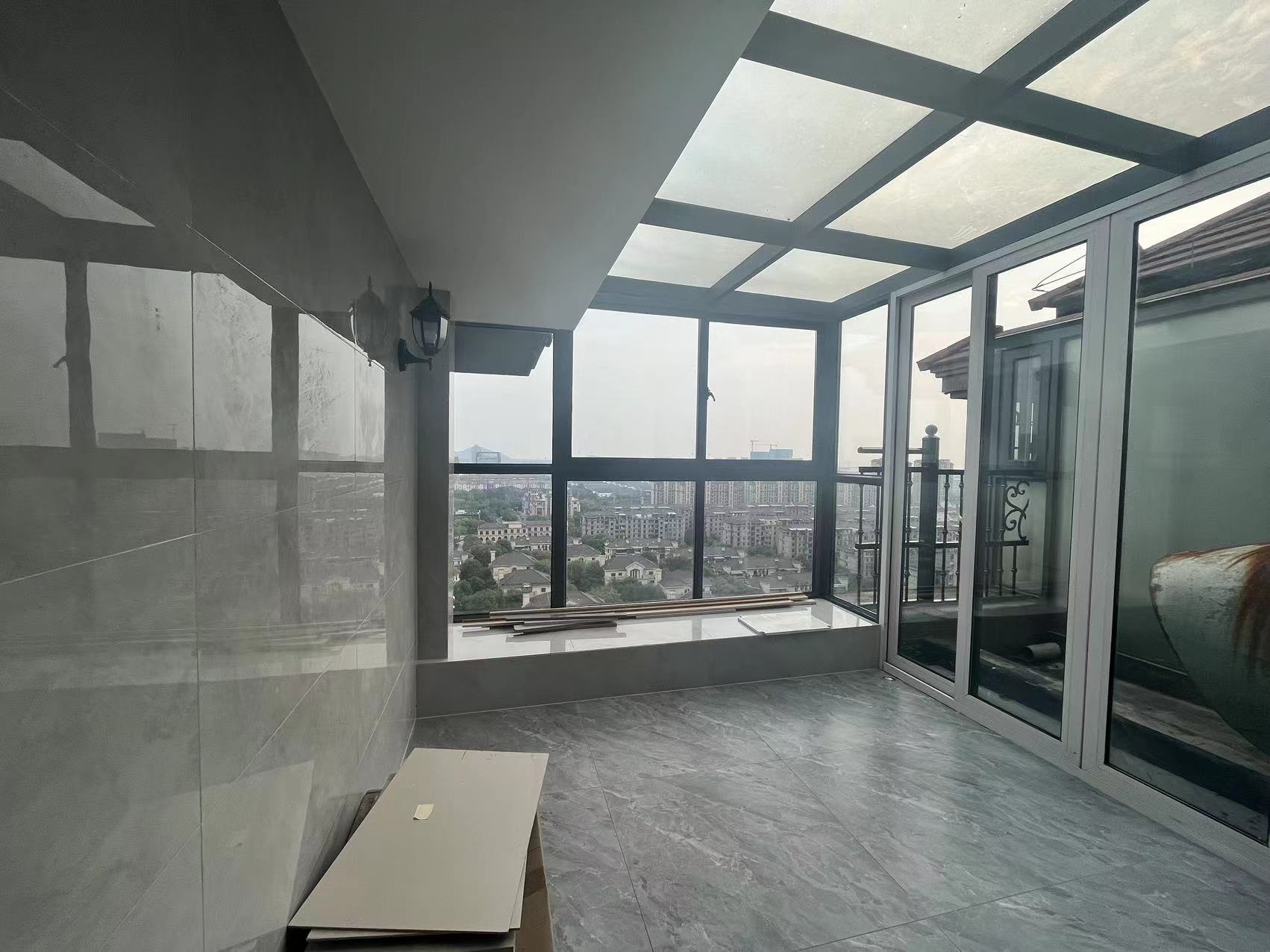 城市嘉苑 5室2厅2卫 202.00m&sup2;