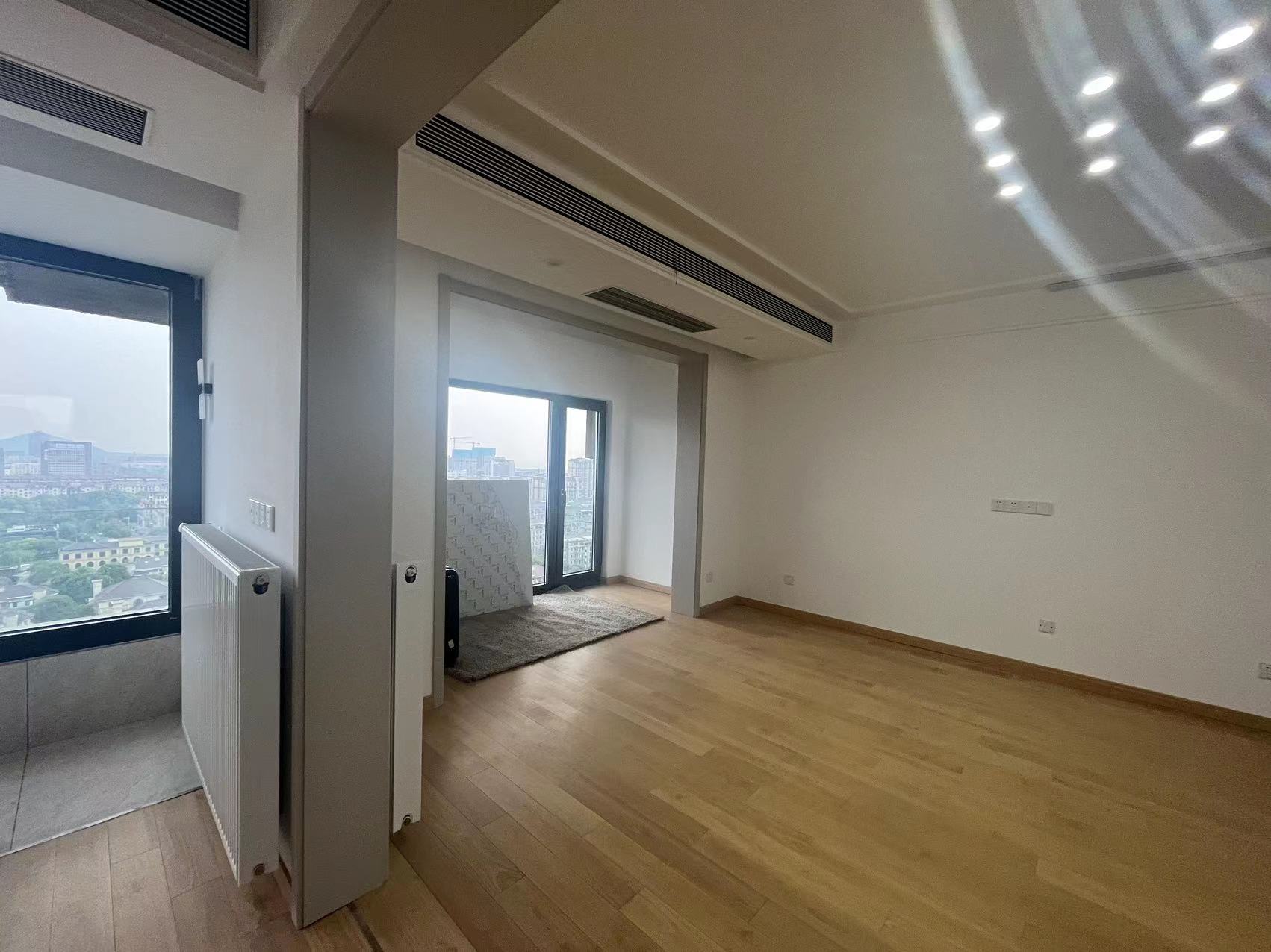 城市嘉苑 5室2厅2卫 202.00m&sup2;