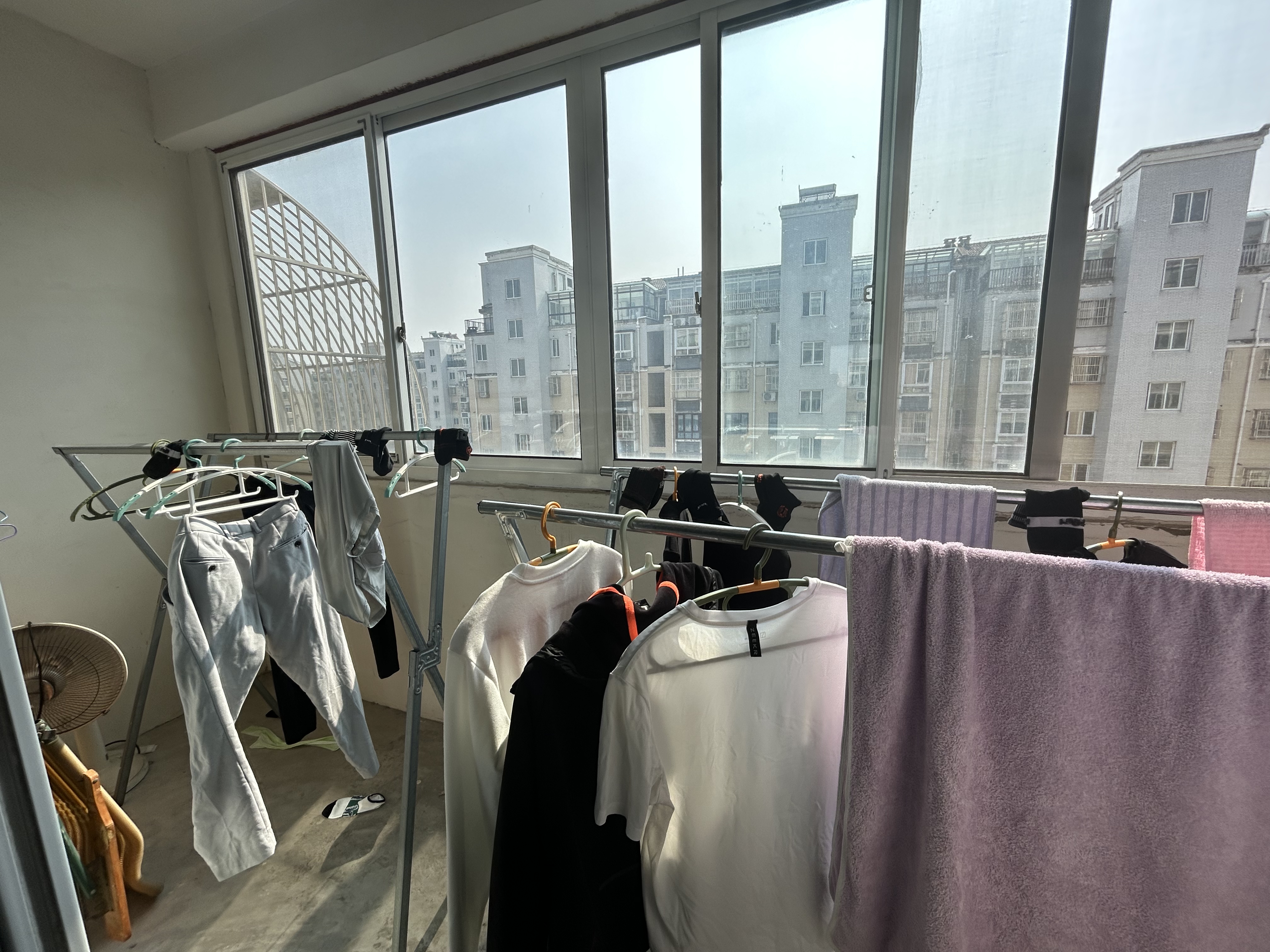 金霞东苑 2室2厅1卫 99m&sup2;
