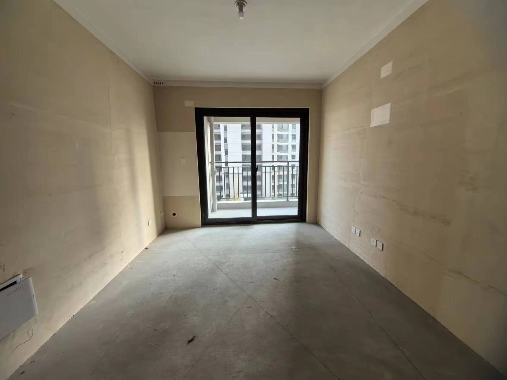 绿地江海图 3室2厅1卫 87m²