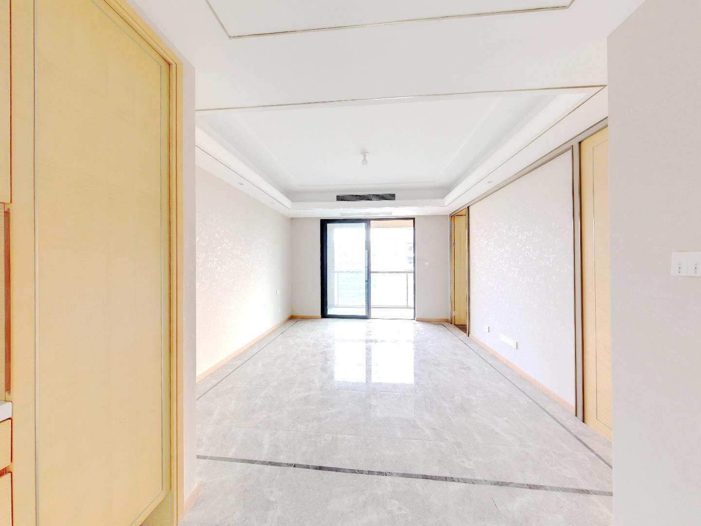 绿城沁园 4室2厅2卫 143m&sup2;