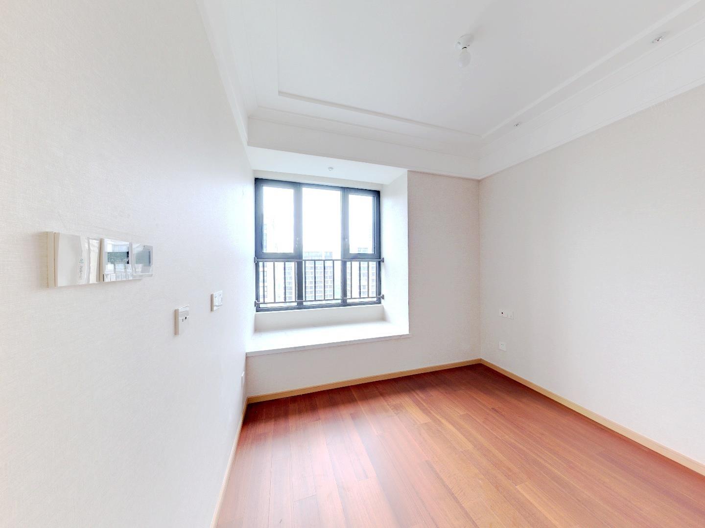 绿城沁园 4室2厅2卫 143m&sup2;