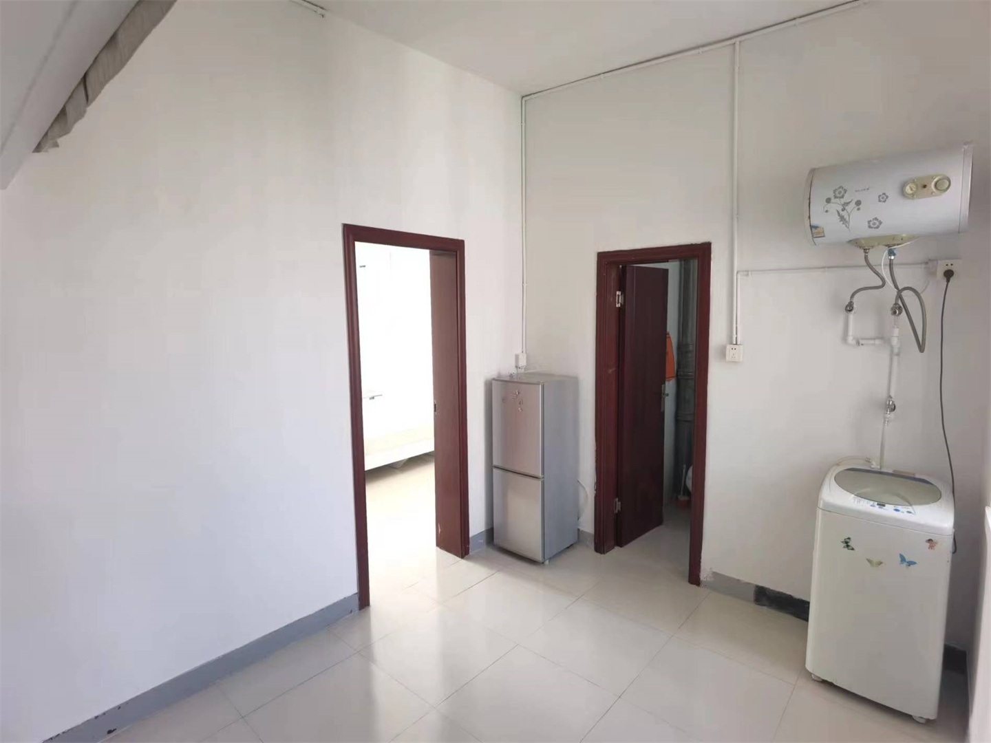 易家桥新村 1室1厅1卫 45m²