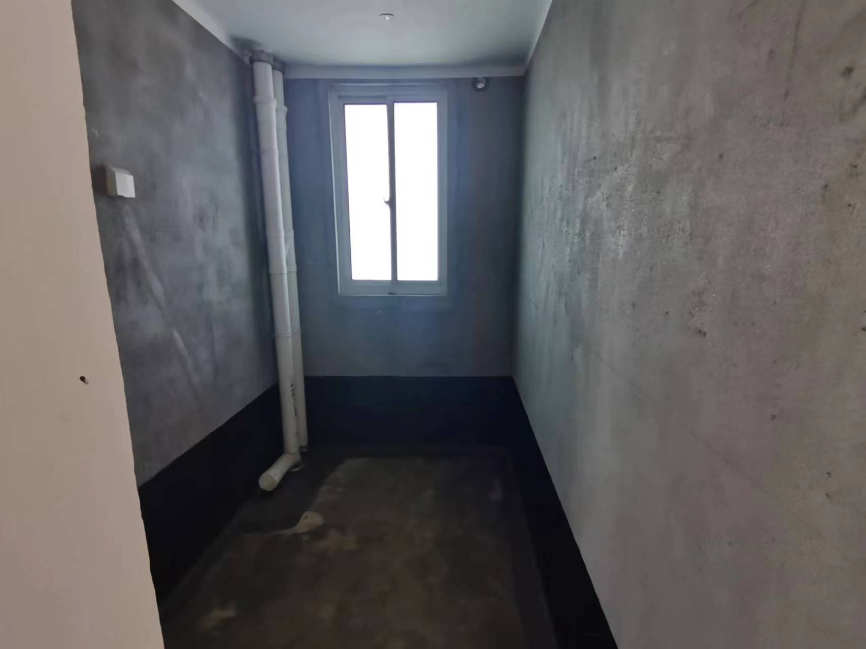 湖滨华庭 4室2厅2卫 146m&sup2;