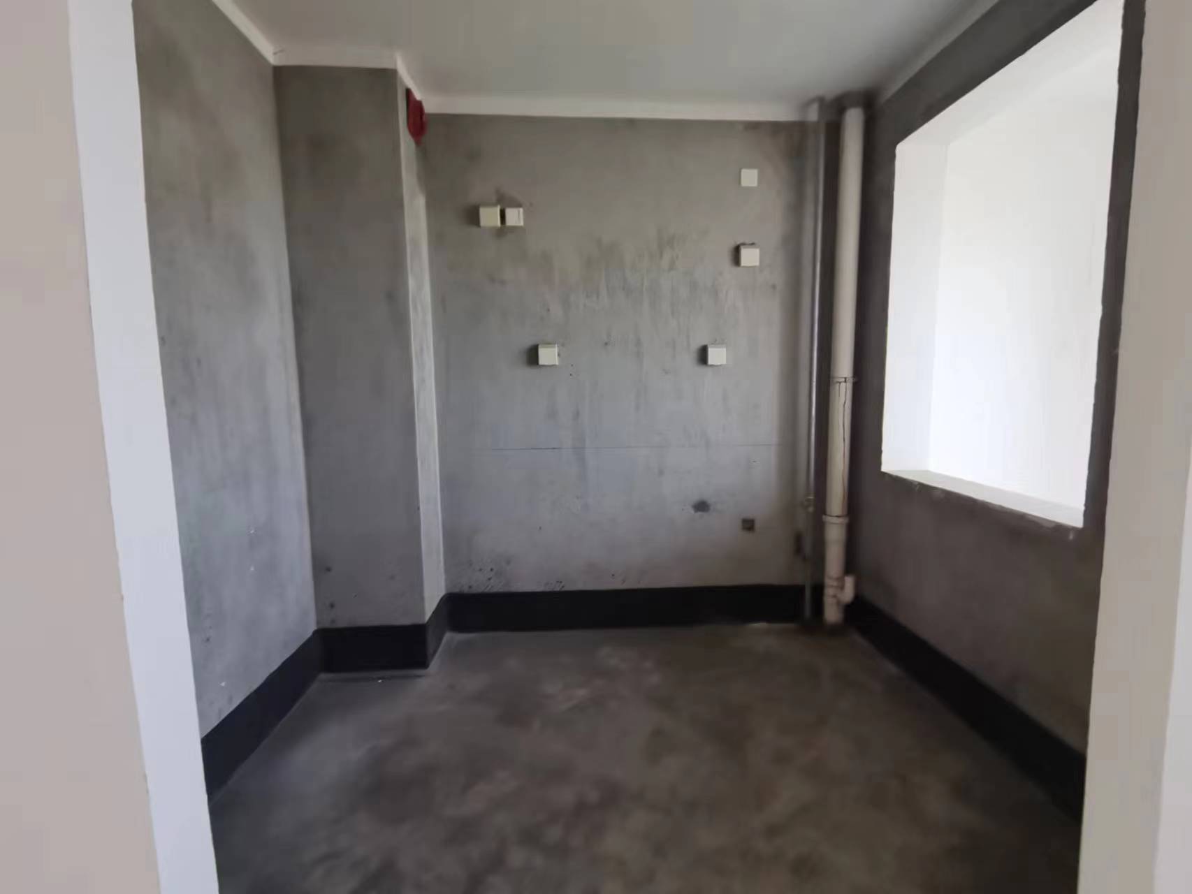 湖滨华庭 4室2厅2卫 146m&sup2;