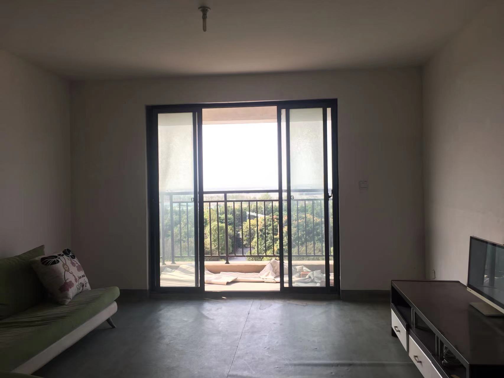 江景国际家园北区 3室2厅2卫 145m&sup2;