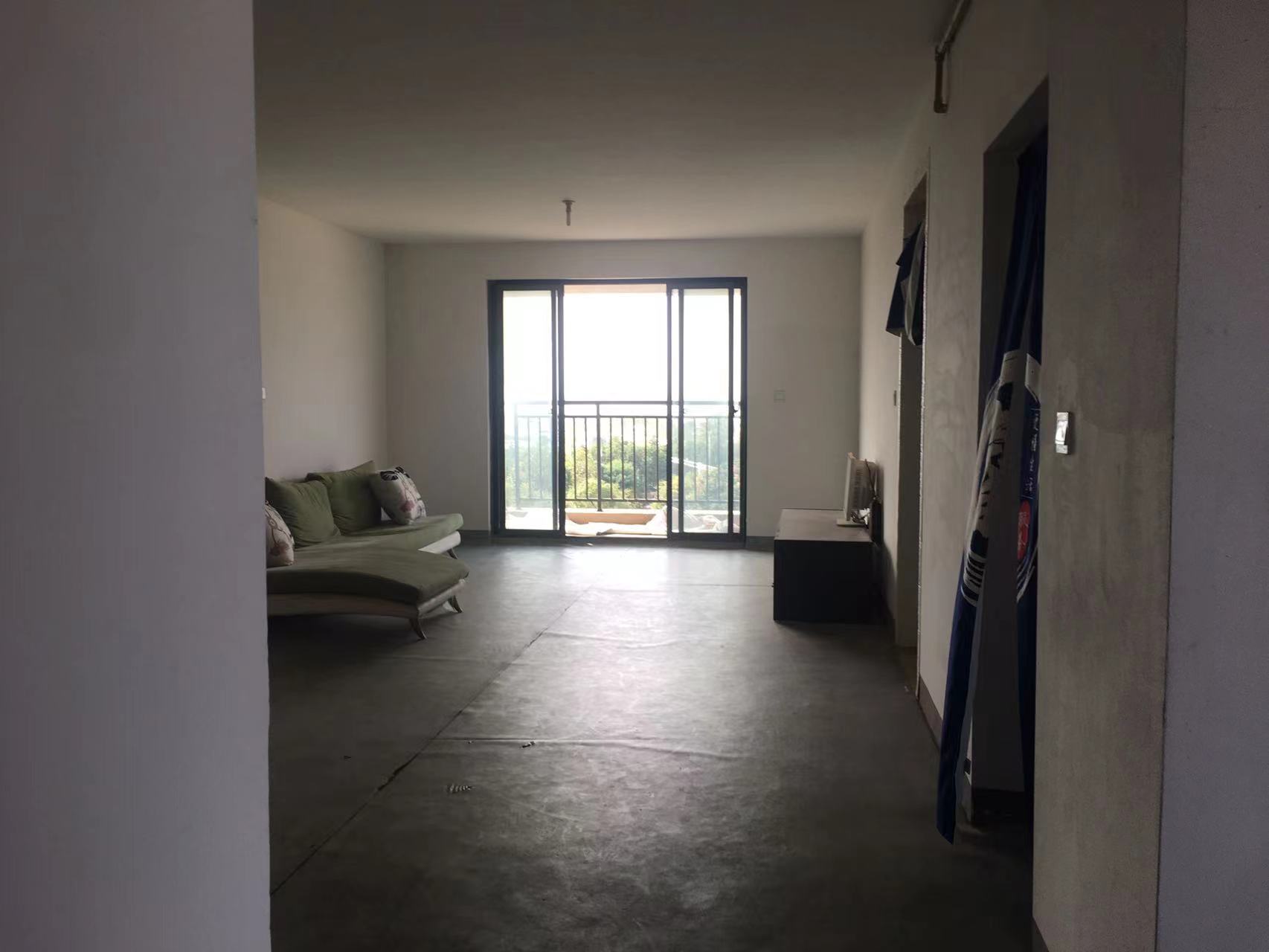 江景国际家园北区 3室2厅2卫 145m&sup2;