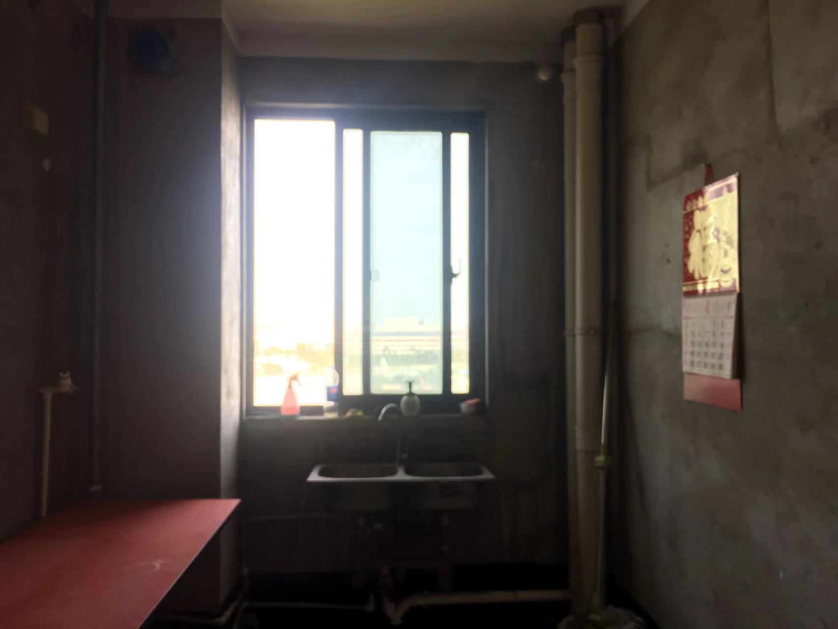 江景国际家园北区 3室2厅2卫 145m&sup2;