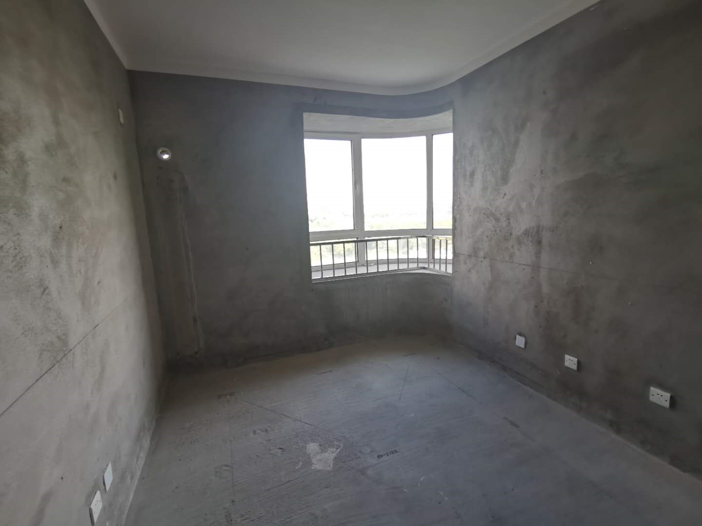 富都豪园 4室2厅2卫 148m²