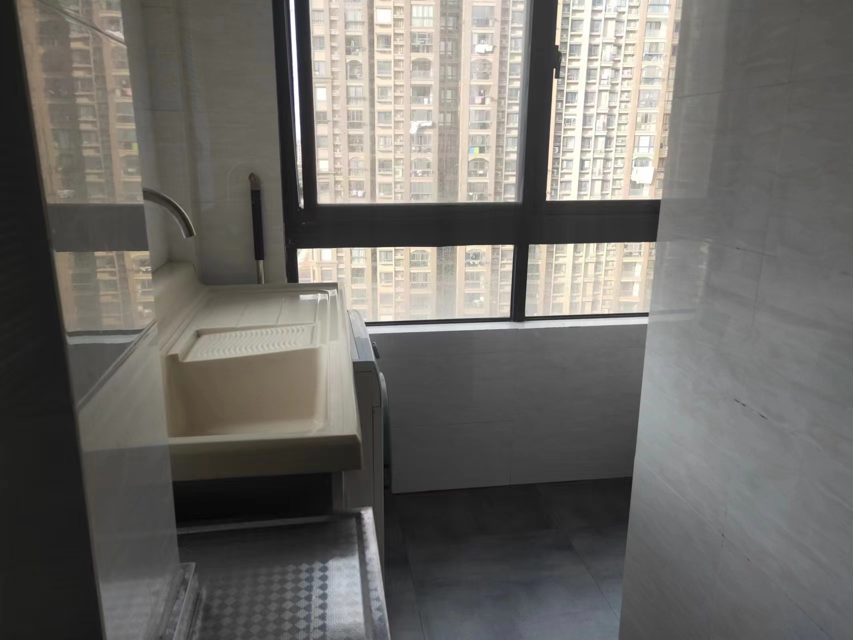 帝奥世伦名郡 4室2厅2卫 192m&sup2;