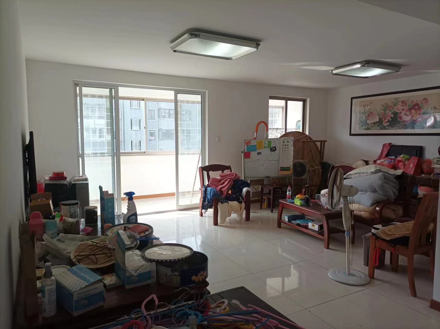 新胜花苑西区 4室2厅2卫 173m&sup2;