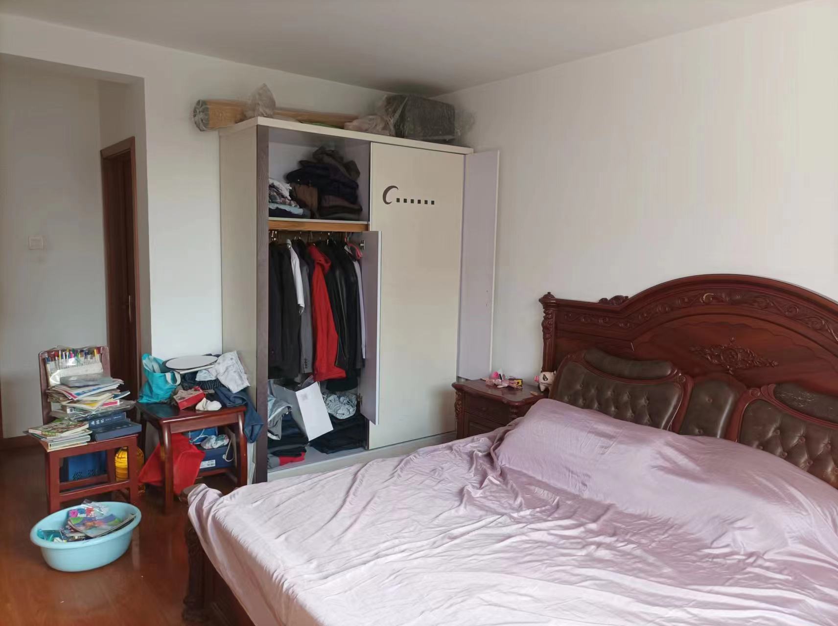 新胜花苑西区 4室2厅2卫 173m&sup2;