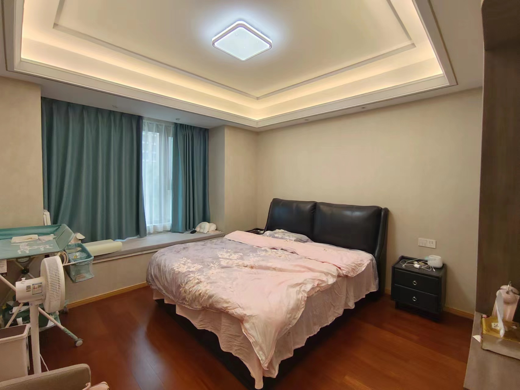 绿城沁园 4室2厅2卫 143m&sup2;