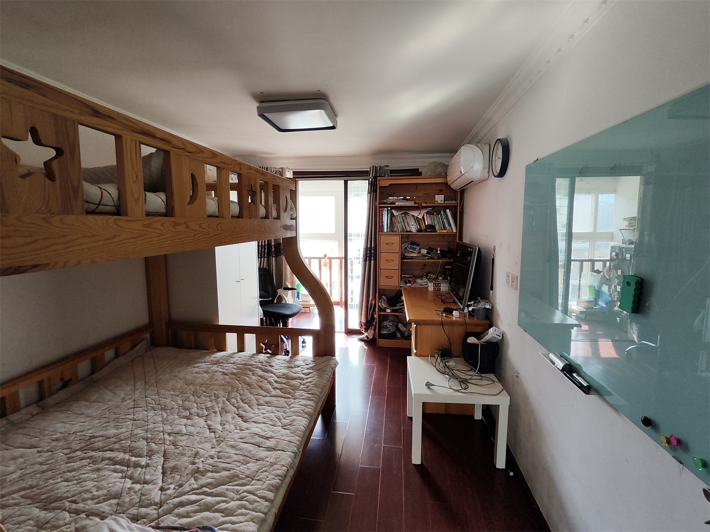 锦安花园一期 5室3厅2卫 192m&sup2;