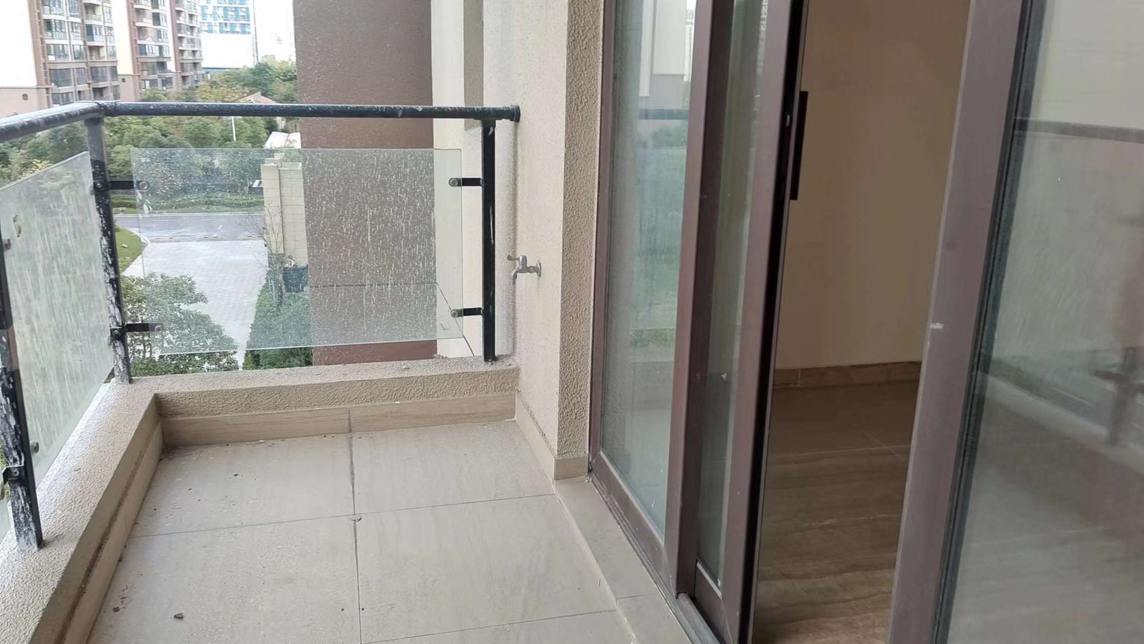 碧桂园时代悦城 5室2厅2卫 270.00m&sup2;