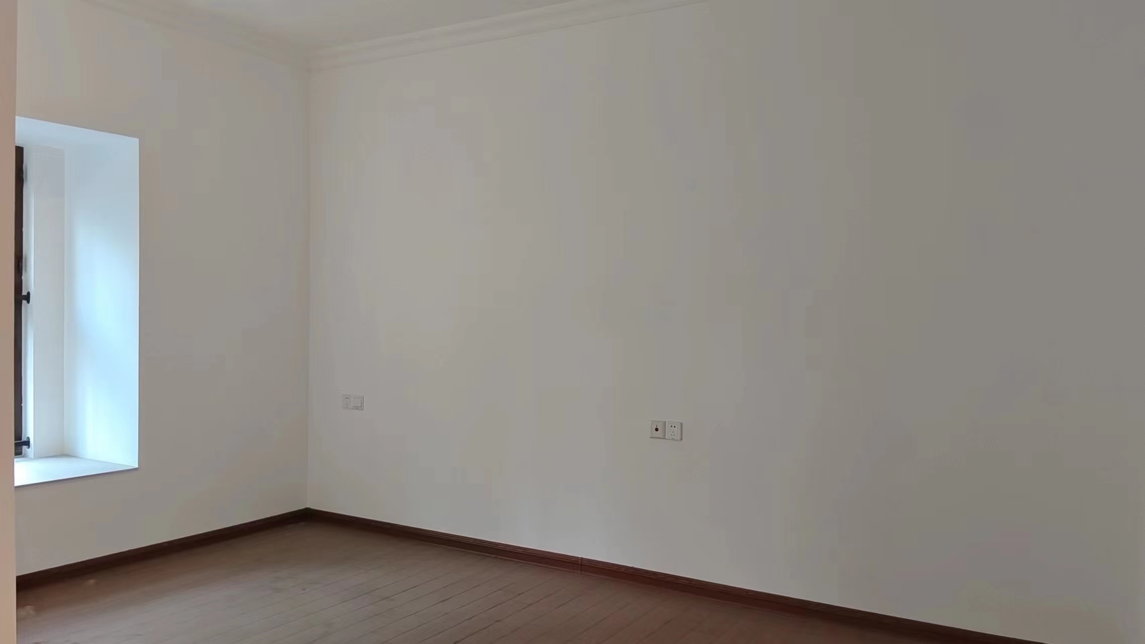 碧桂园时代悦城 5室2厅2卫 270.00m&sup2;