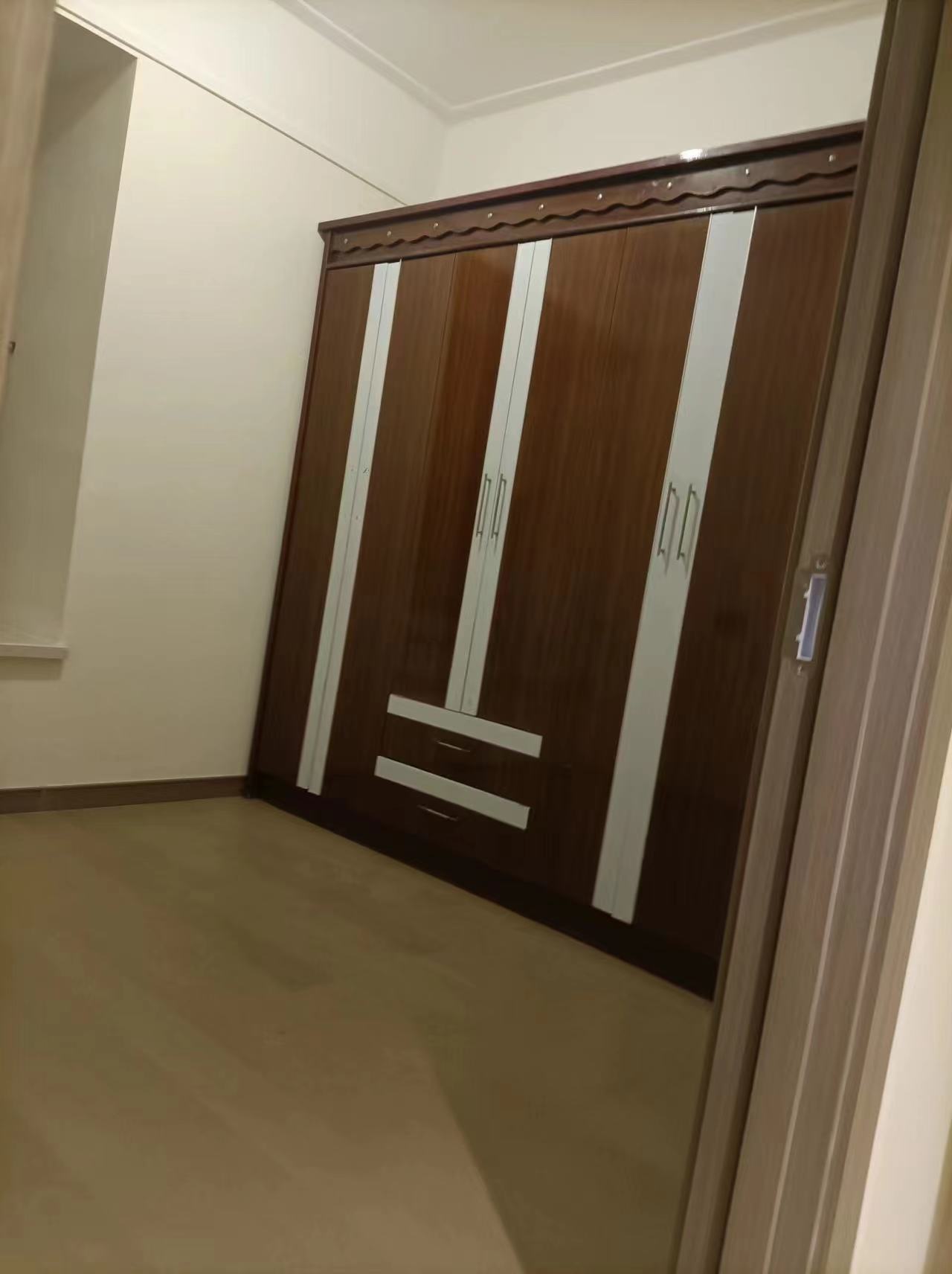 万科&middot;海上明月 3室2厅2卫 112m&sup2;