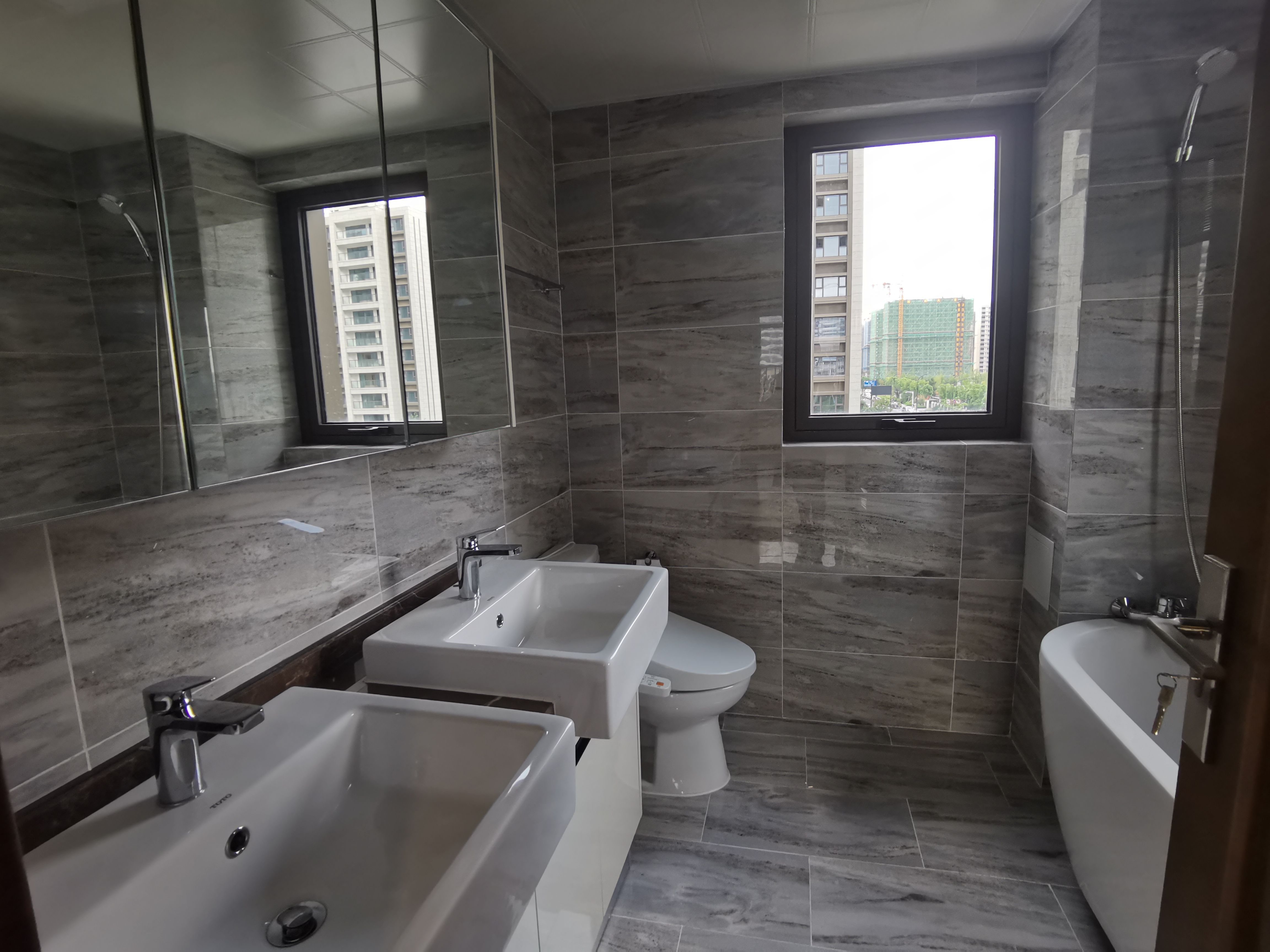 远创东樾 4室2厅2卫 153.74m&sup2;