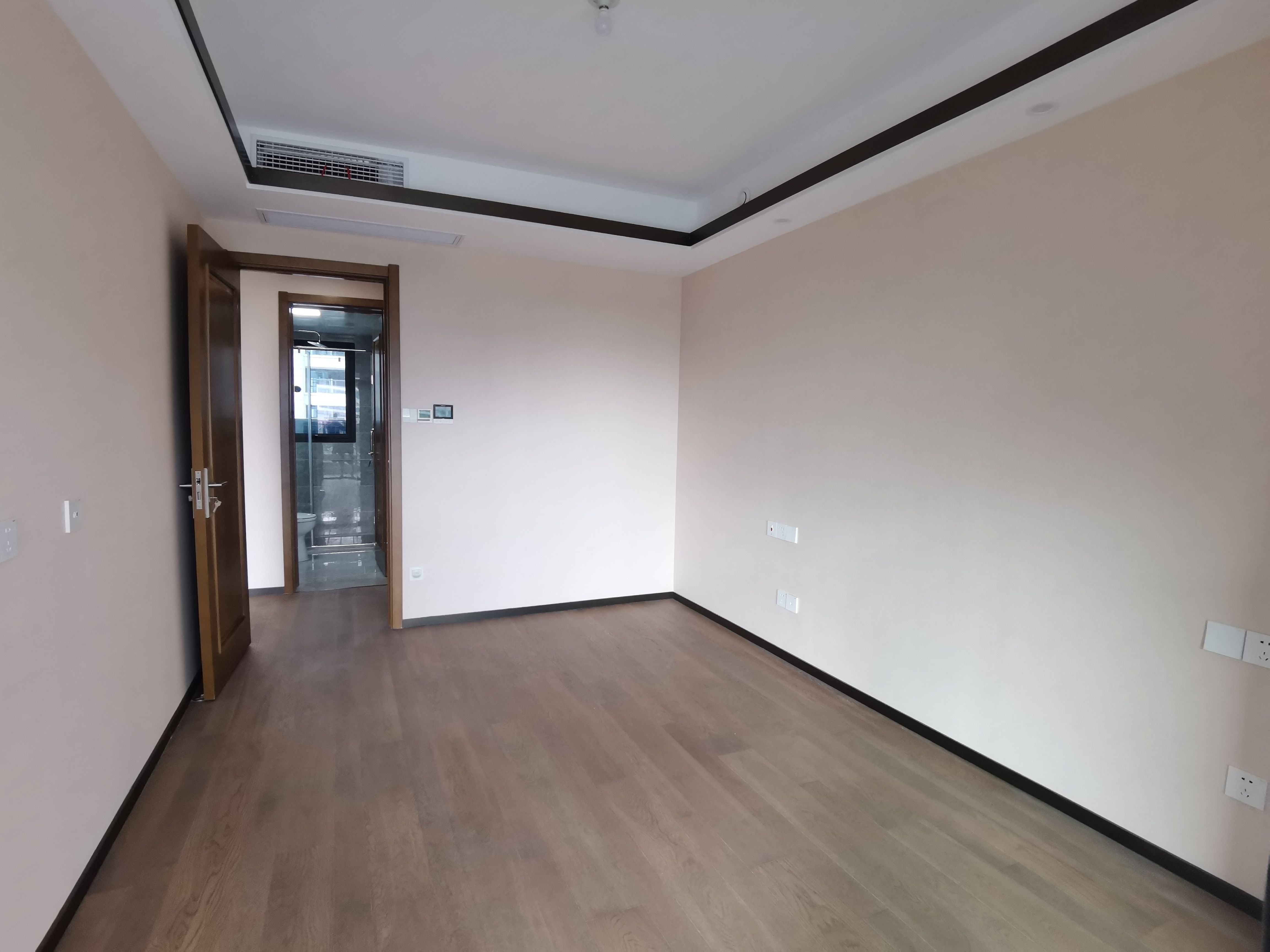 远创东樾 4室2厅2卫 153.74m&sup2;