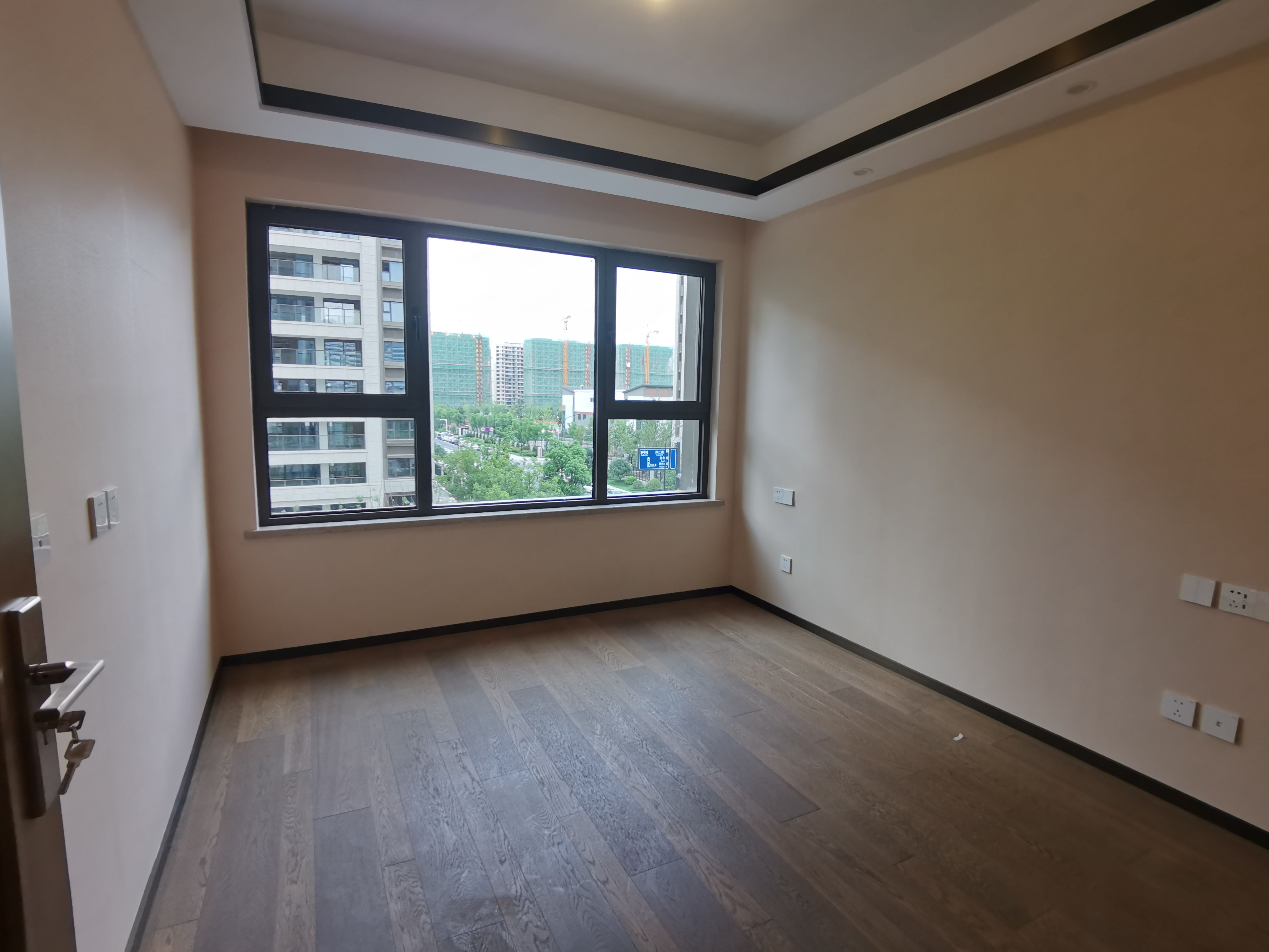 远创东樾 4室2厅2卫 153.74m&sup2;