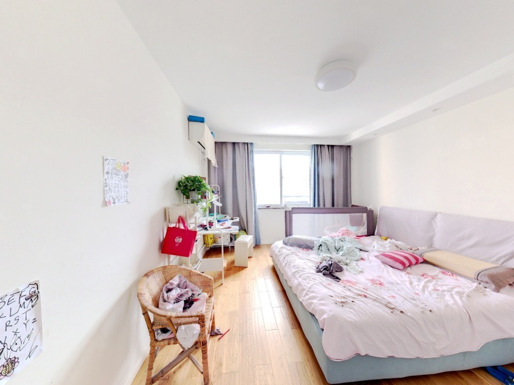 盛唐公寓 5室4厅3卫 245.00m&sup2;