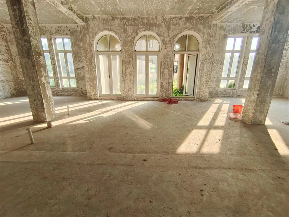 顺发御园 6室3厅5卫 550.00m²