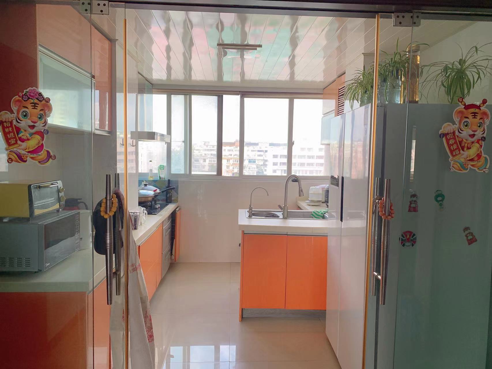 南园路17号院 4室2厅2卫 172.00m&sup2;