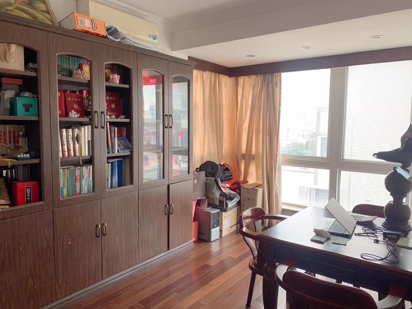 南园路17号院 4室2厅2卫 172.00m&sup2;