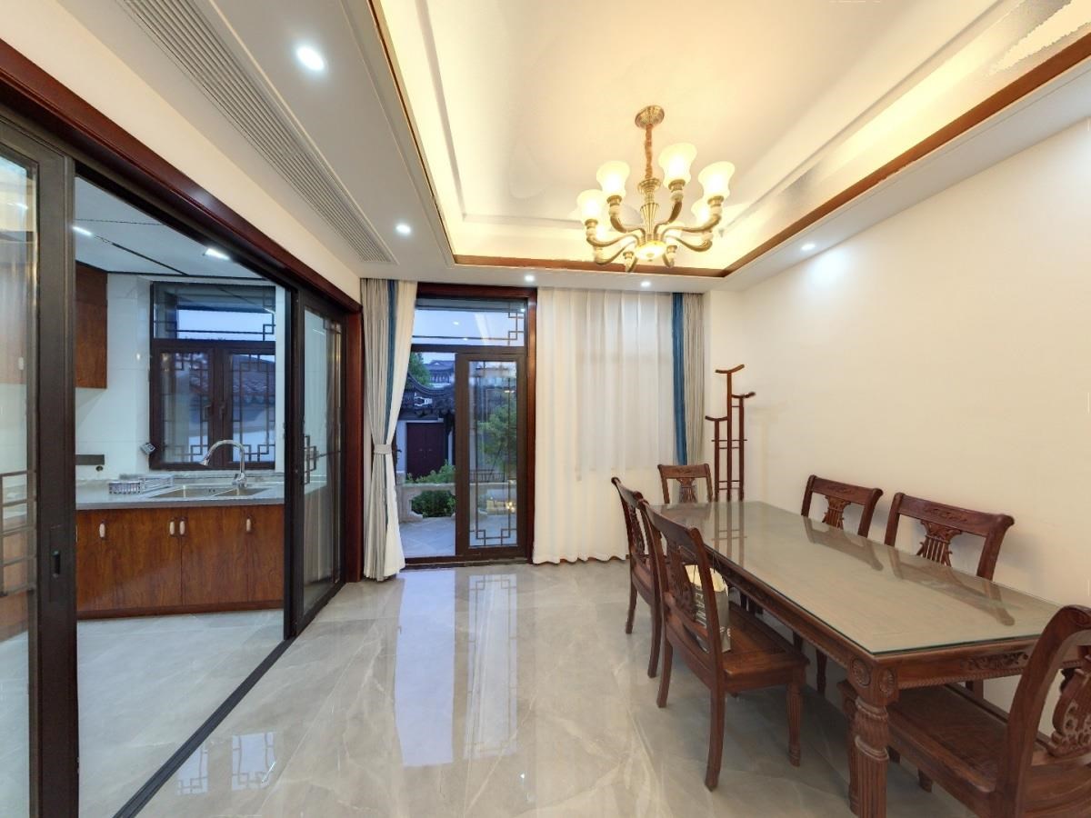 九里兰亭 4室2厅4卫 328m&sup2;
