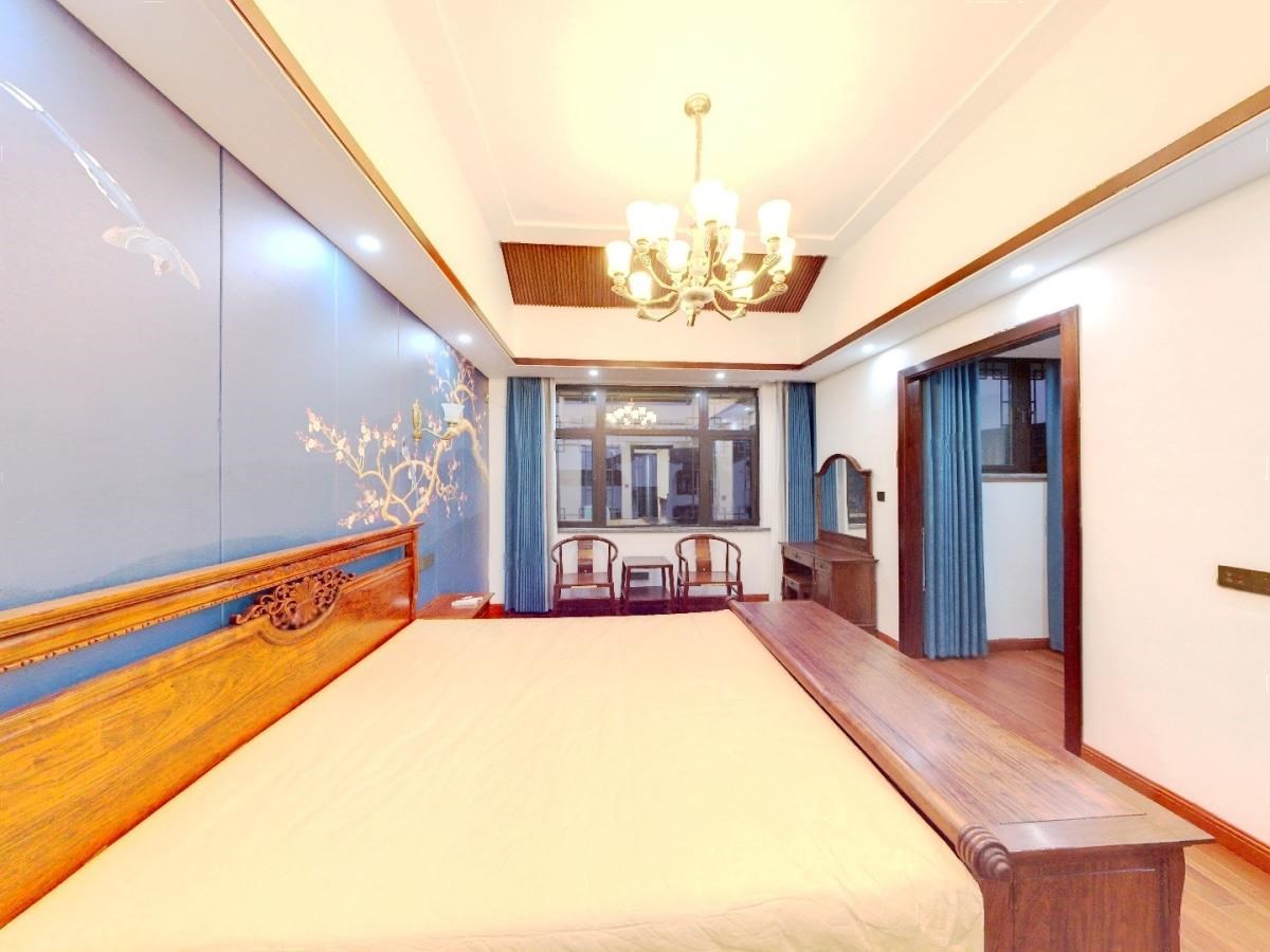九里兰亭 4室2厅4卫 328m&sup2;