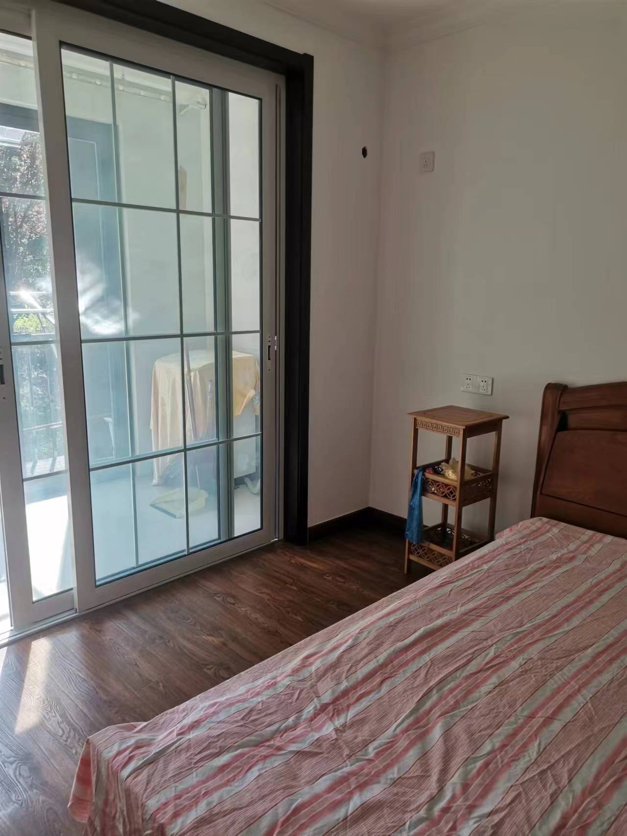 江景苑小区 2室1厅1卫 96m&sup2;