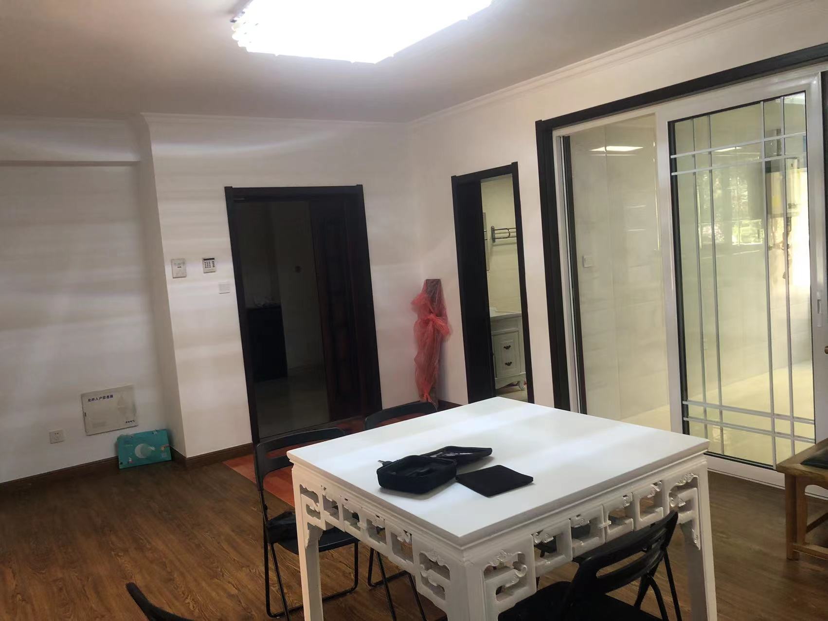江景苑小区 2室1厅1卫 96m&sup2;