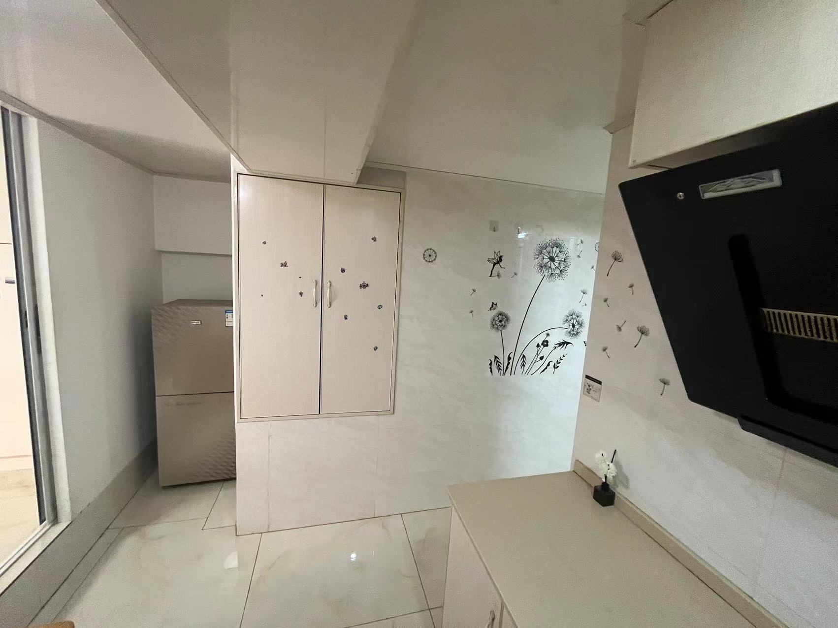 唐人公寓 1室1厅1卫 45m&sup2;