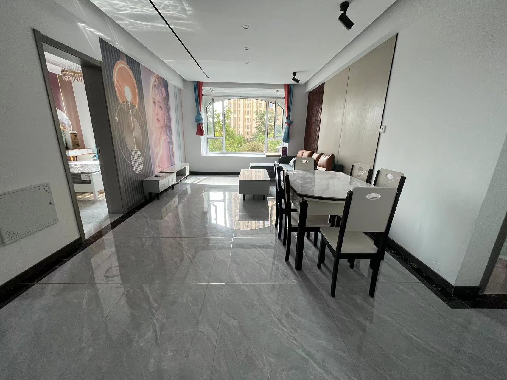 中南世纪花城二期 2室1厅1卫 92m&sup2;
