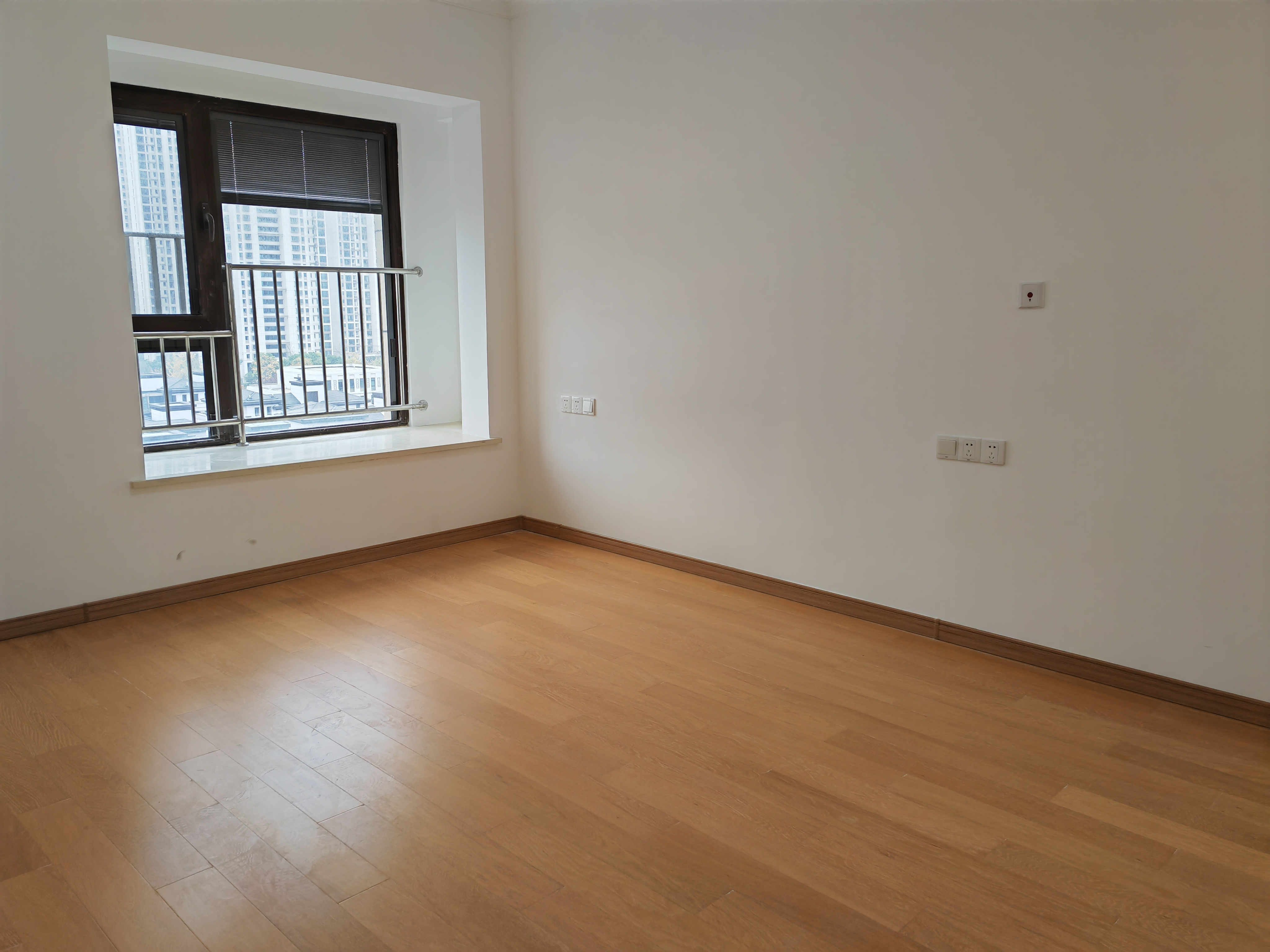 中兴兰溪荟 3室2厅2卫 134m&sup2;