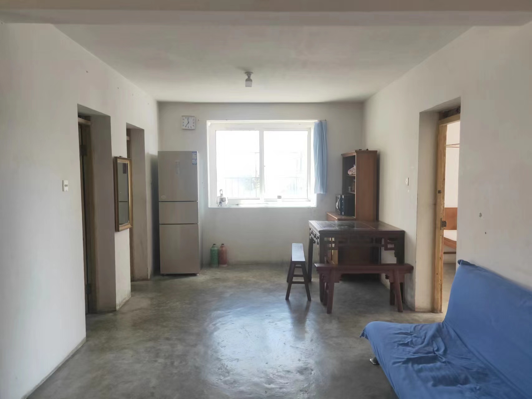滨江花园 3室2厅1卫 125.00m²