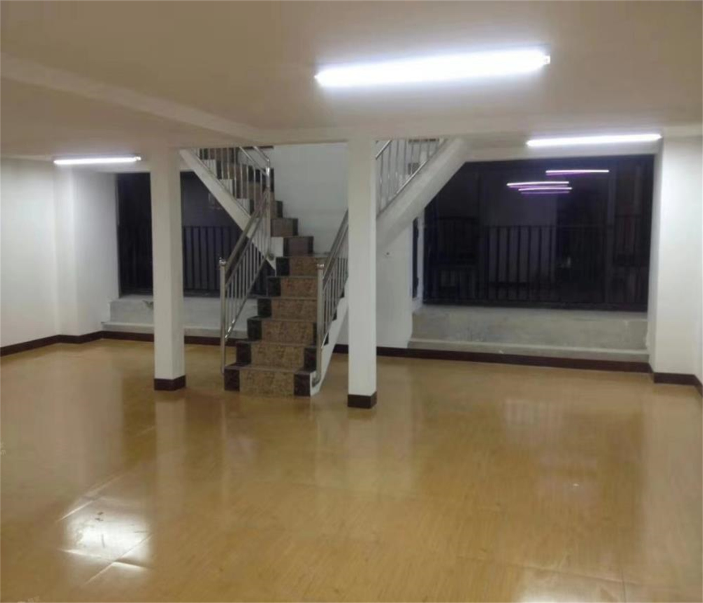 星光耀广场 2室1厅1卫 108m&sup2;