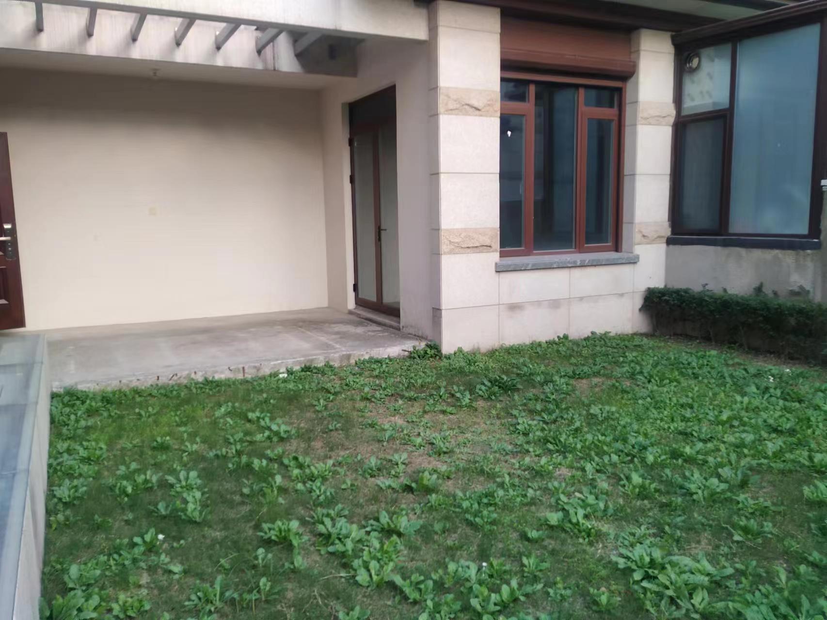 东宝·怡沁园 5室2厅2卫 420m²
