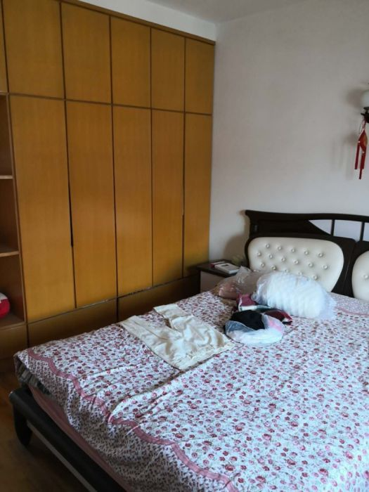 和兴花苑 3室0厅0卫 181.86m&sup2;