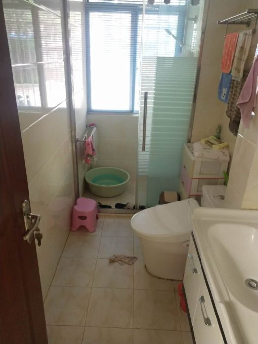 和兴花苑 3室0厅0卫 181.86m&sup2;