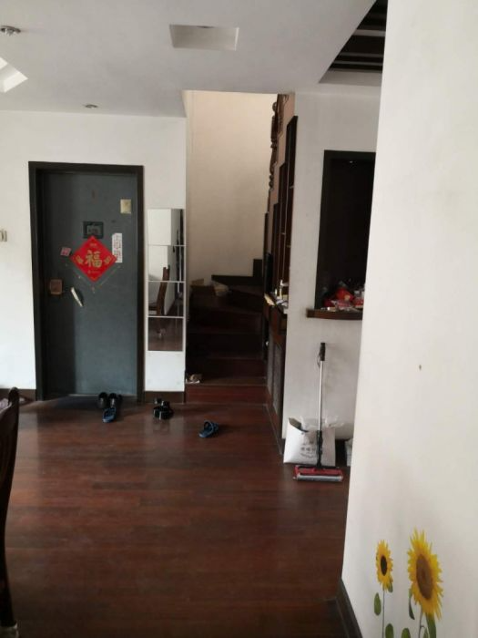 和兴花苑 3室0厅0卫 181.86m&sup2;