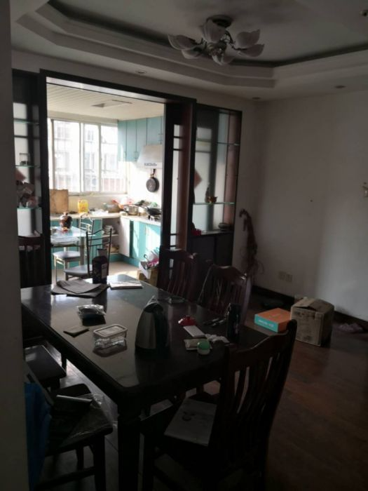 和兴花苑 3室0厅0卫 181.86m&sup2;