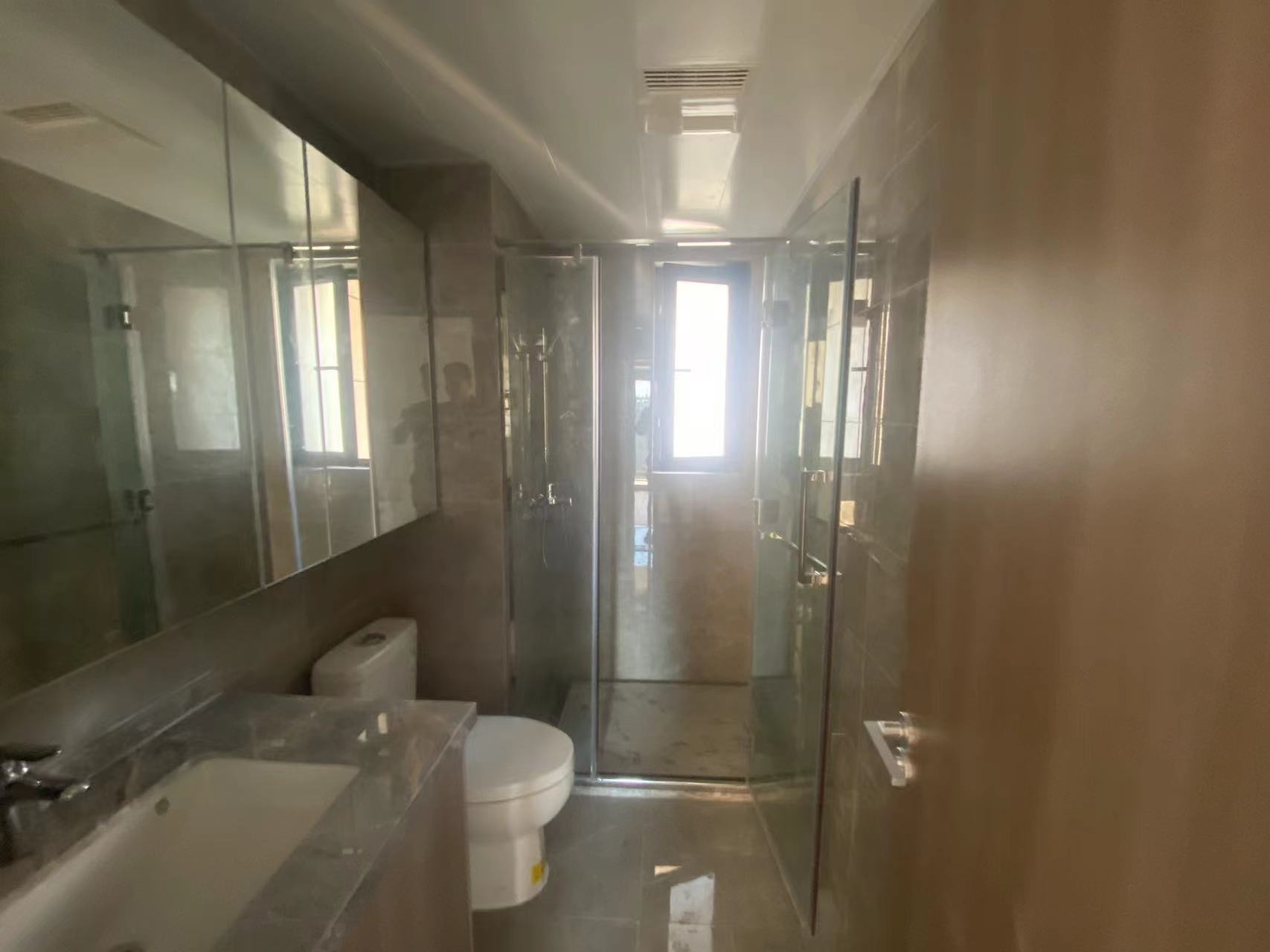 卓越华宸世纪 3室2厅2卫 101m&sup2;