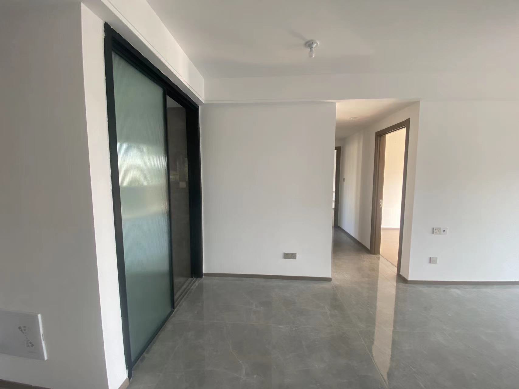 卓越华宸世纪 3室2厅2卫 101m&sup2;