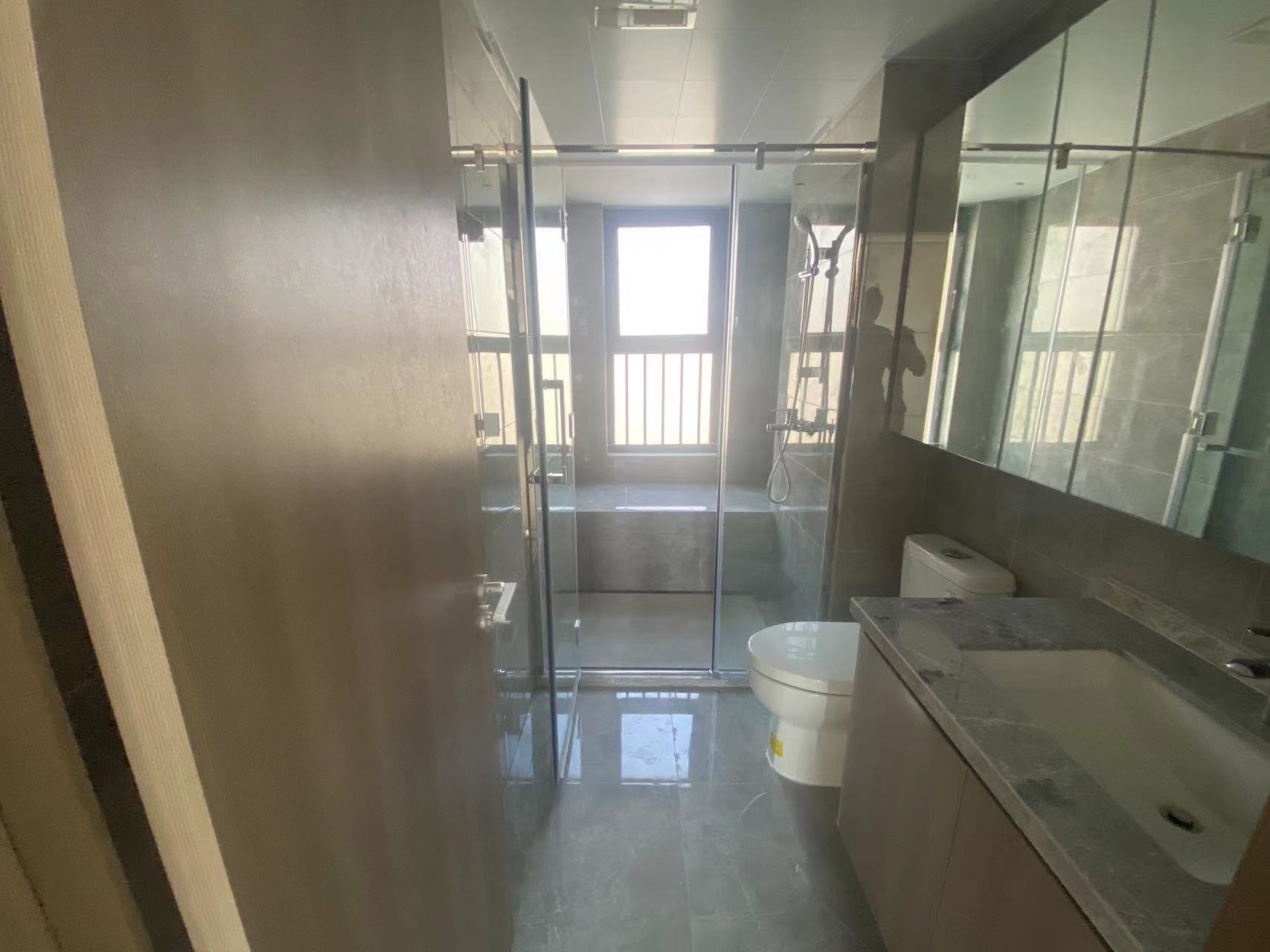 卓越华宸世纪 3室2厅2卫 101m&sup2;