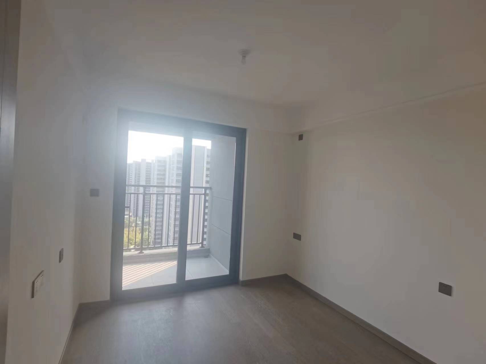 万科未来之光 3室2厅2卫 113m&sup2;