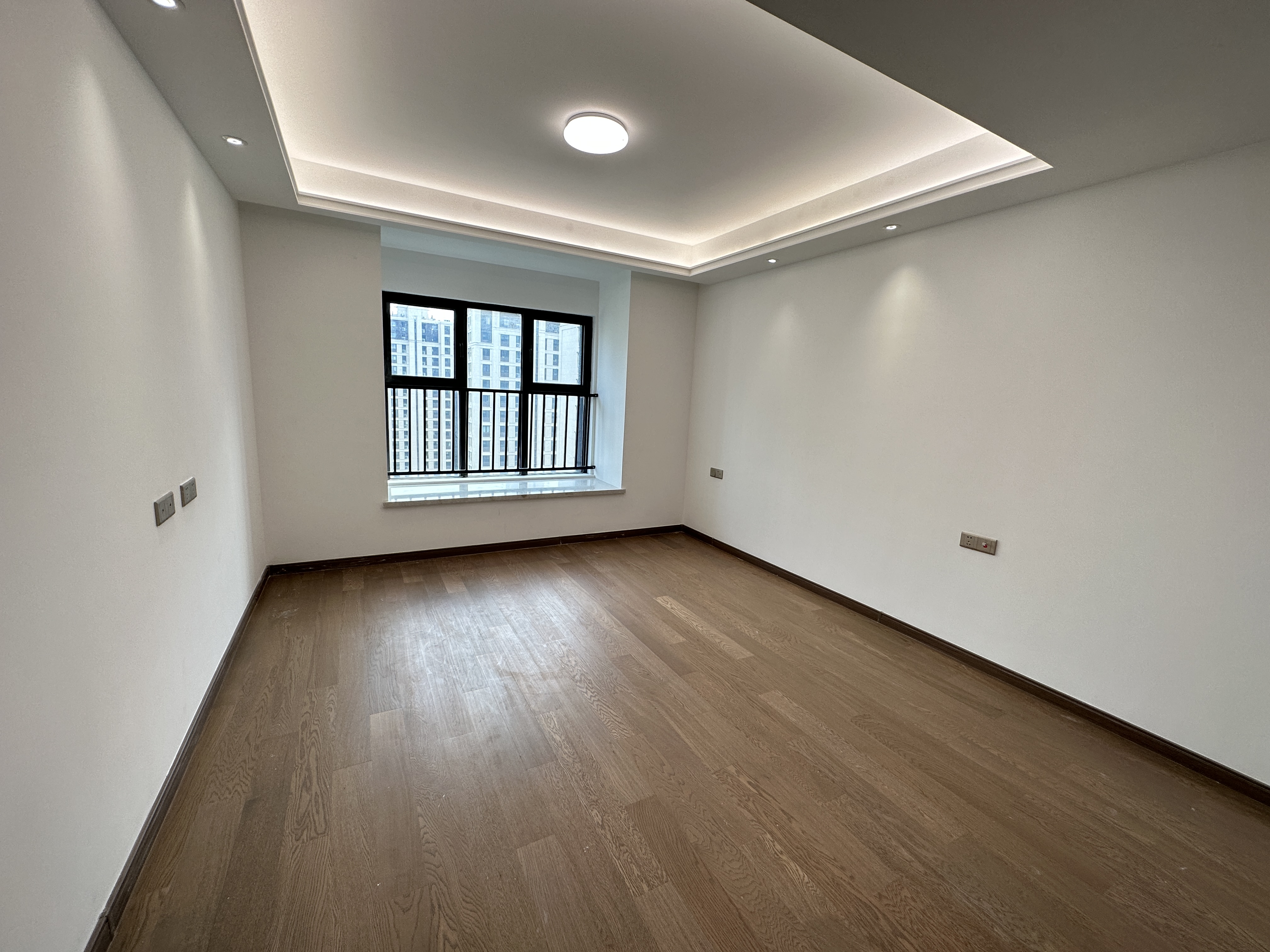 中海上东区 3室2厅2卫 128m&sup2;