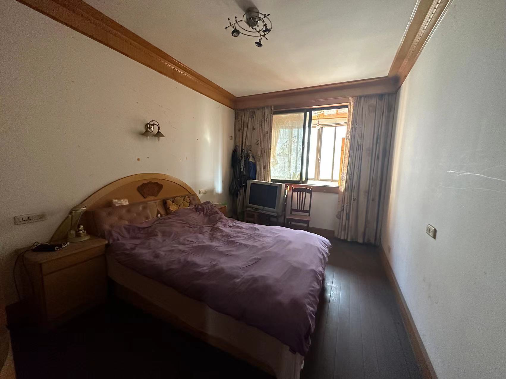 威美公寓 4室2厅2卫 150.00m&sup2;